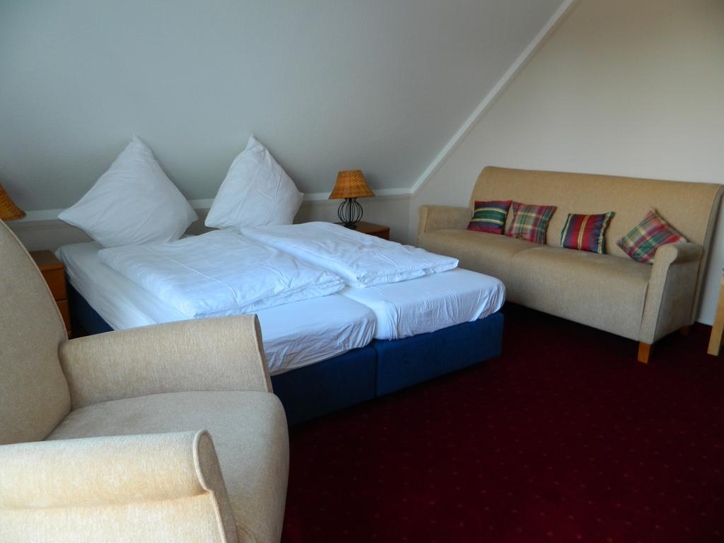 Messeapartment, Messezimmer Зенде Стая снимка