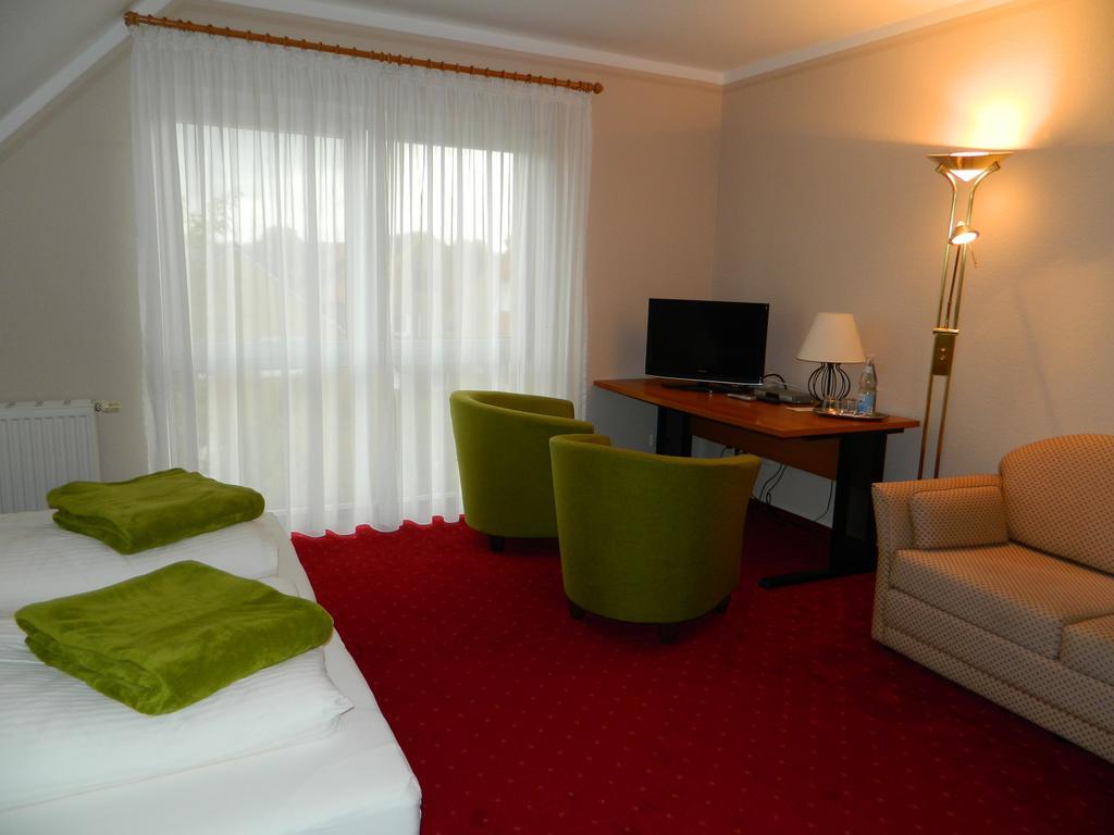 Messeapartment, Messezimmer Зенде Стая снимка