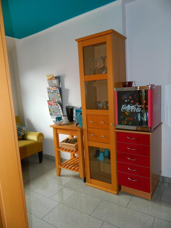Messeapartment, Messezimmer Зенде Стая снимка