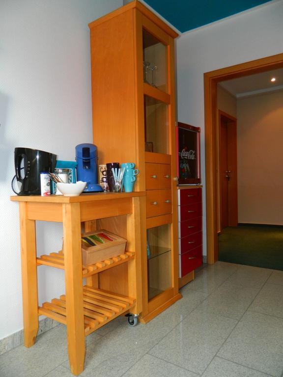 Messeapartment, Messezimmer Зенде Стая снимка