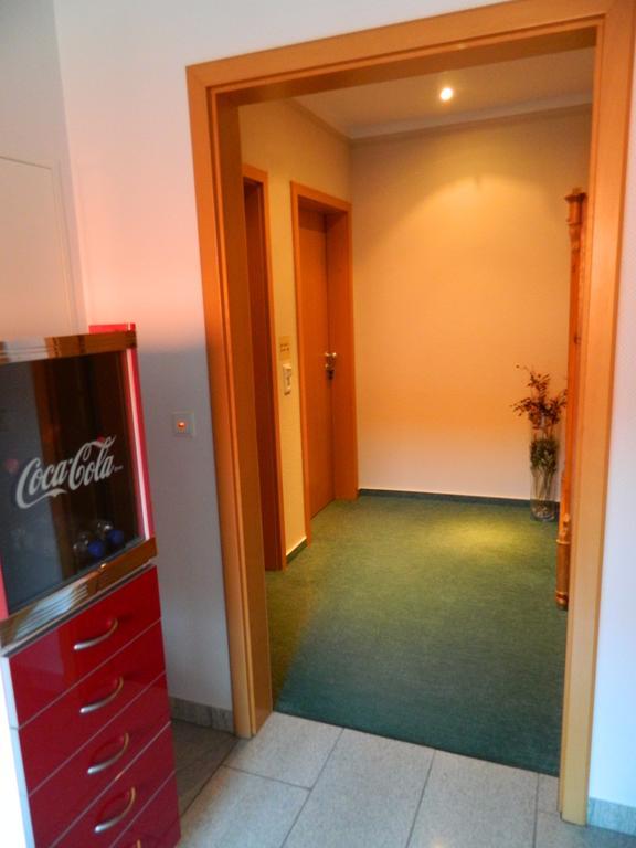 Messeapartment, Messezimmer Зенде Стая снимка