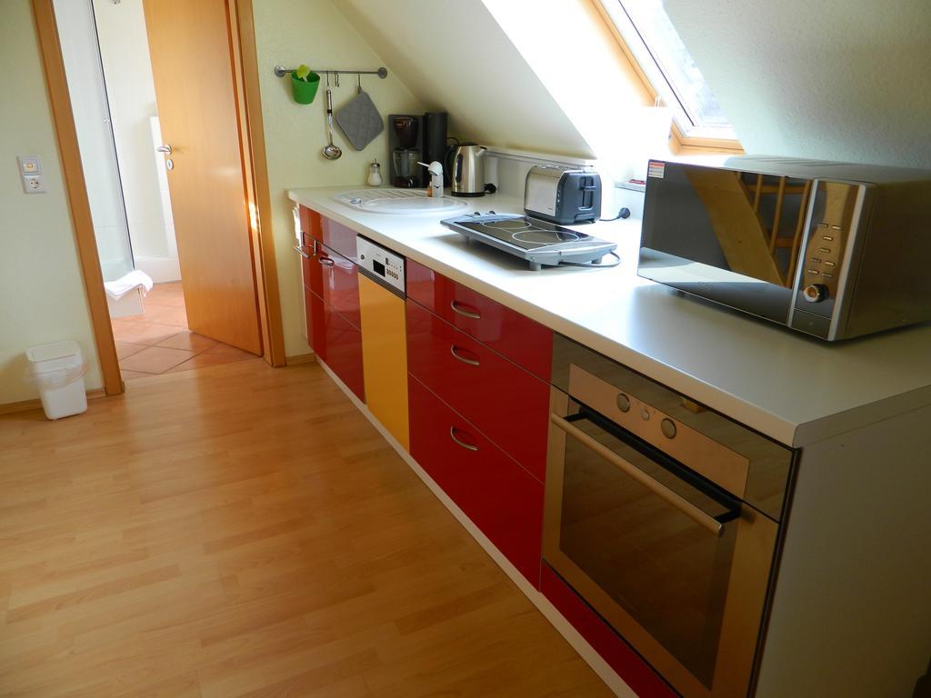 Messeapartment, Messezimmer Зенде Екстериор снимка